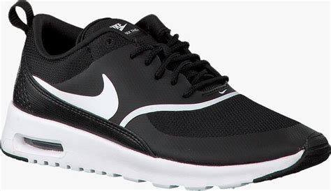 ganz schwarze nike air max thea